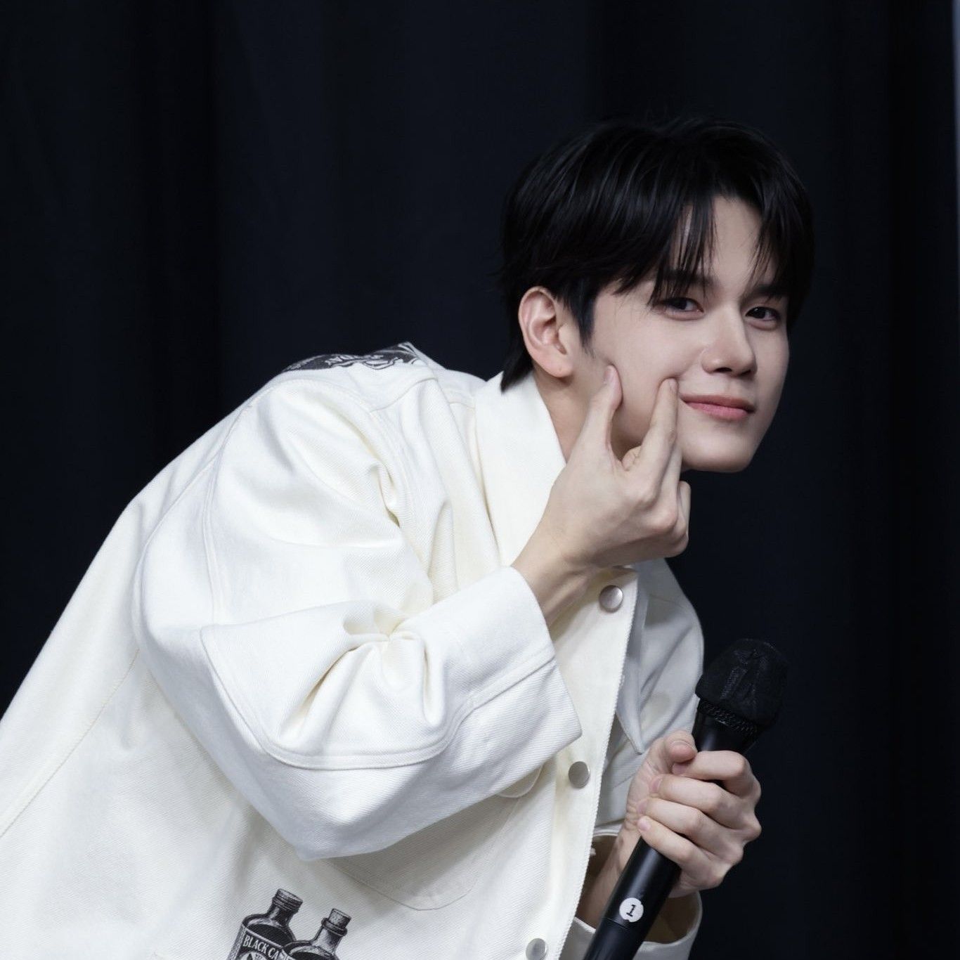 Recent activity shot of Ong Seongwu