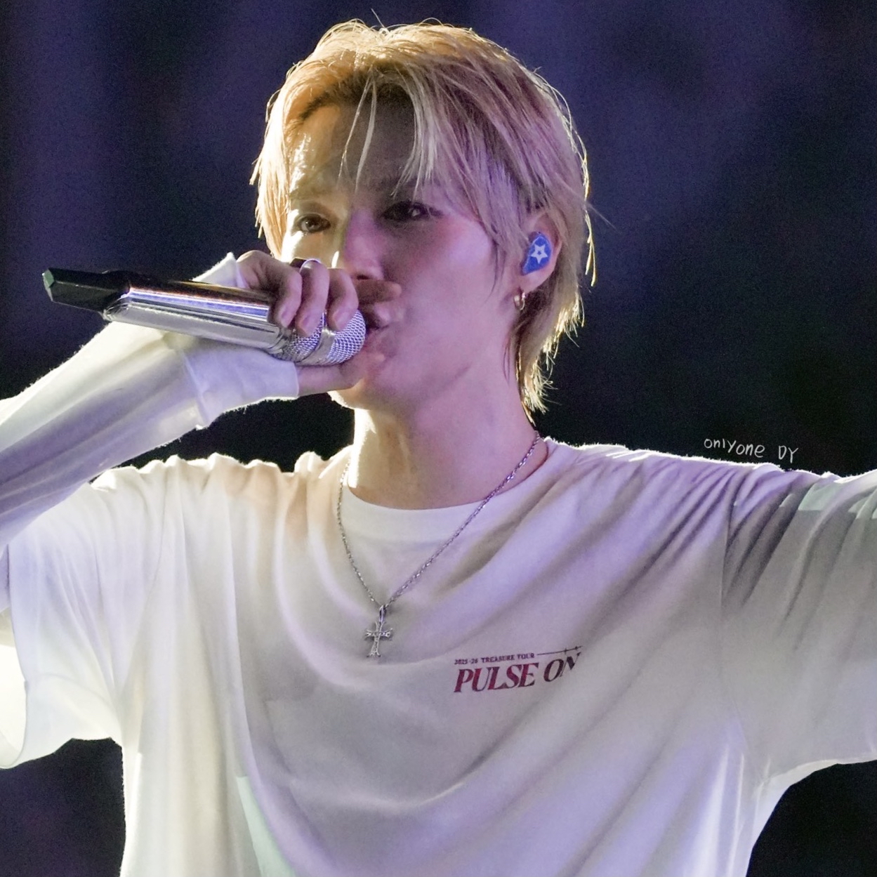 Latest photo of Doyoung (TREASURE)