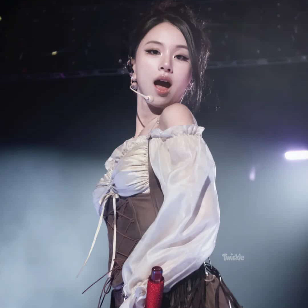 チェヨン (TWICE)の最近の活動写真