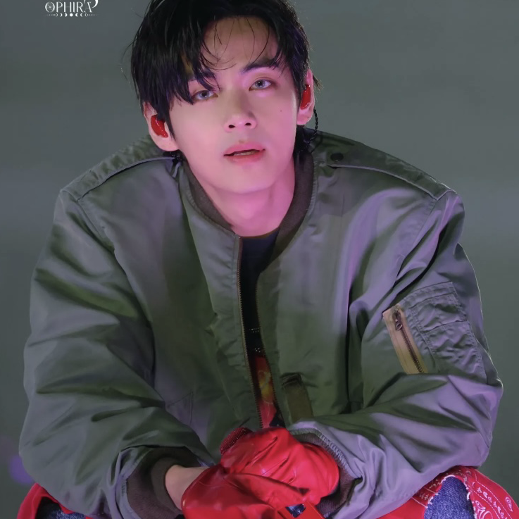 Recent activity shot of V (BTS)