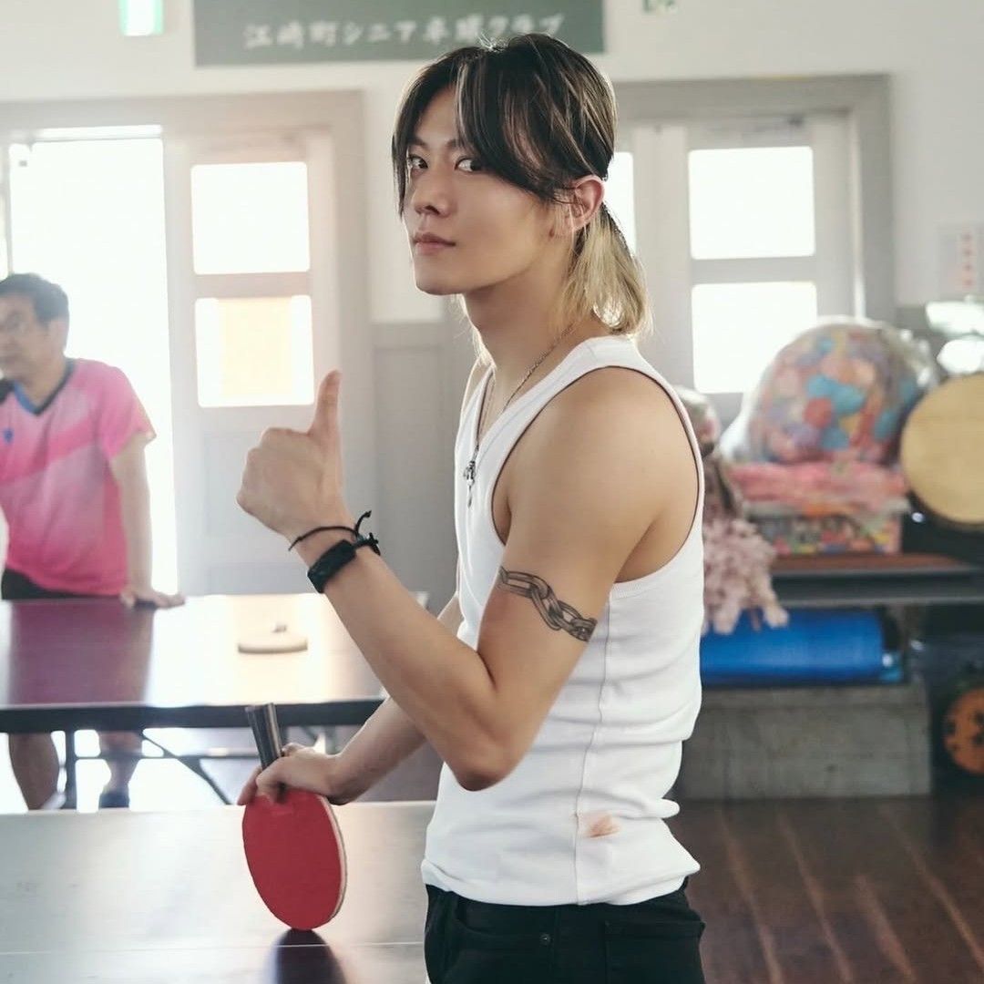 Foto aktivitas terbaru Yuta (NCT 127)