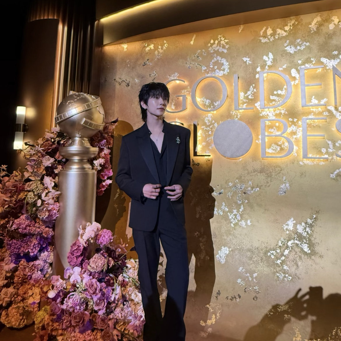 Behind-the-scenes cut of Joshua (SEVENTEEN)