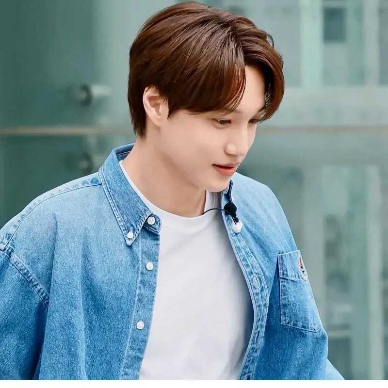 Kai (EXO)粉絲拍下的瞬間