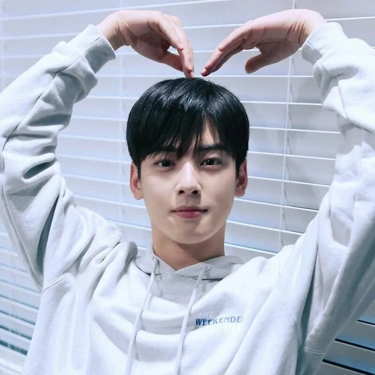 아스트로의 비하인드 컷