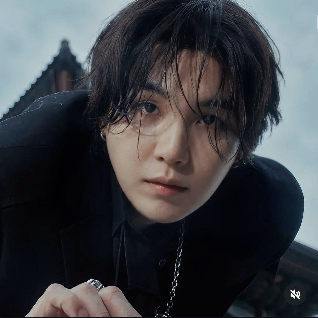 슈가 (방탄소년단) 최근 활동샷