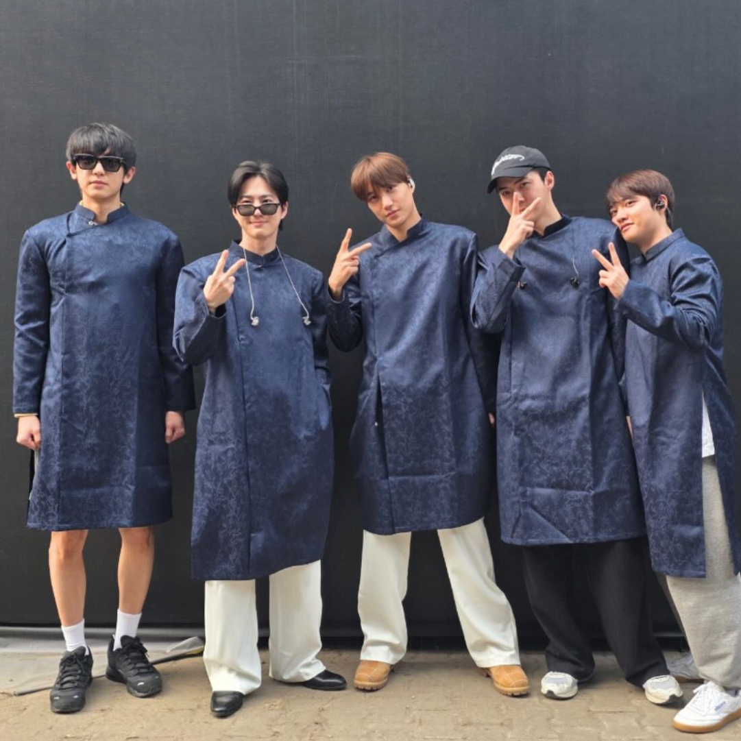 Latest photo of EXO