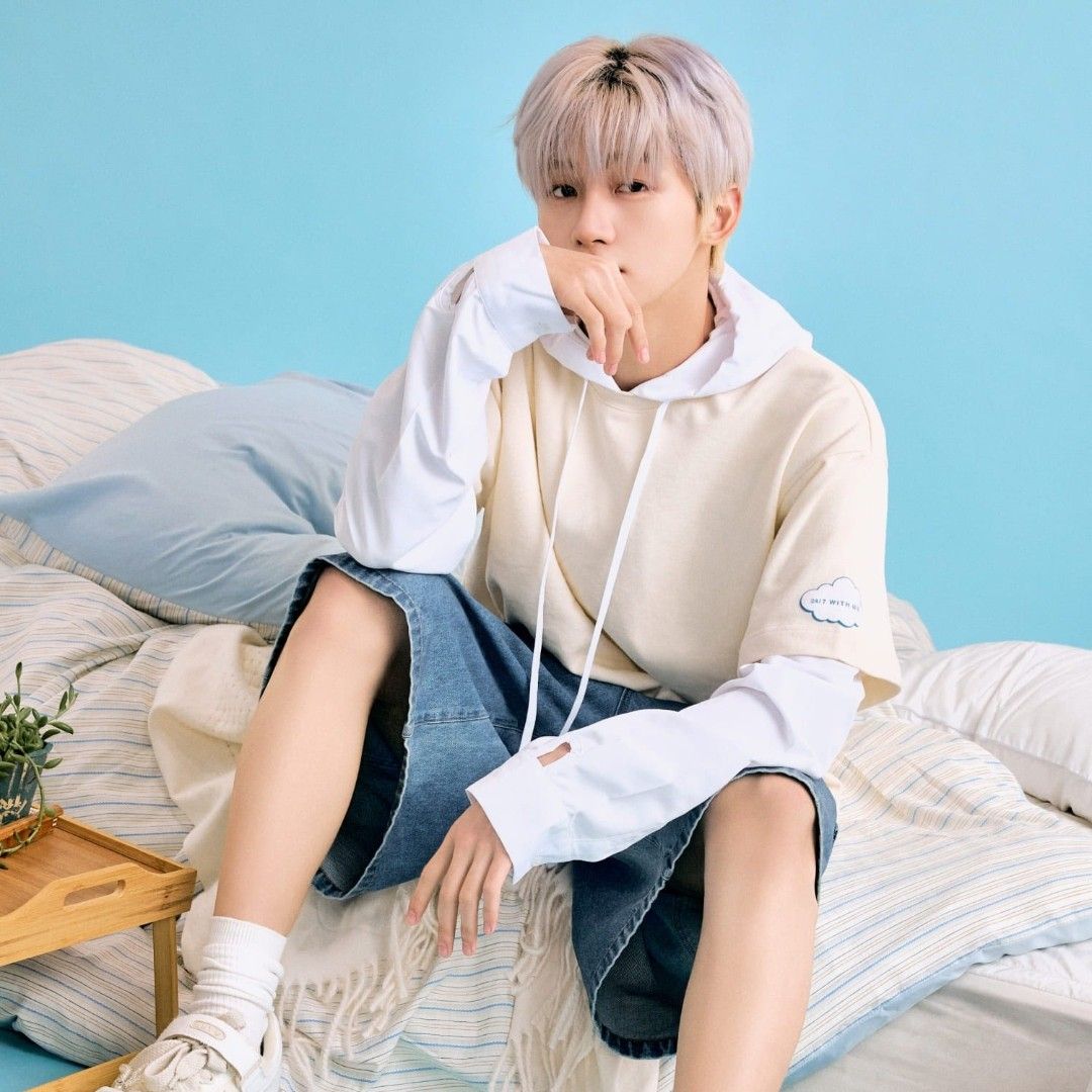 A moment captured by Jihoon (TWS)'s fan