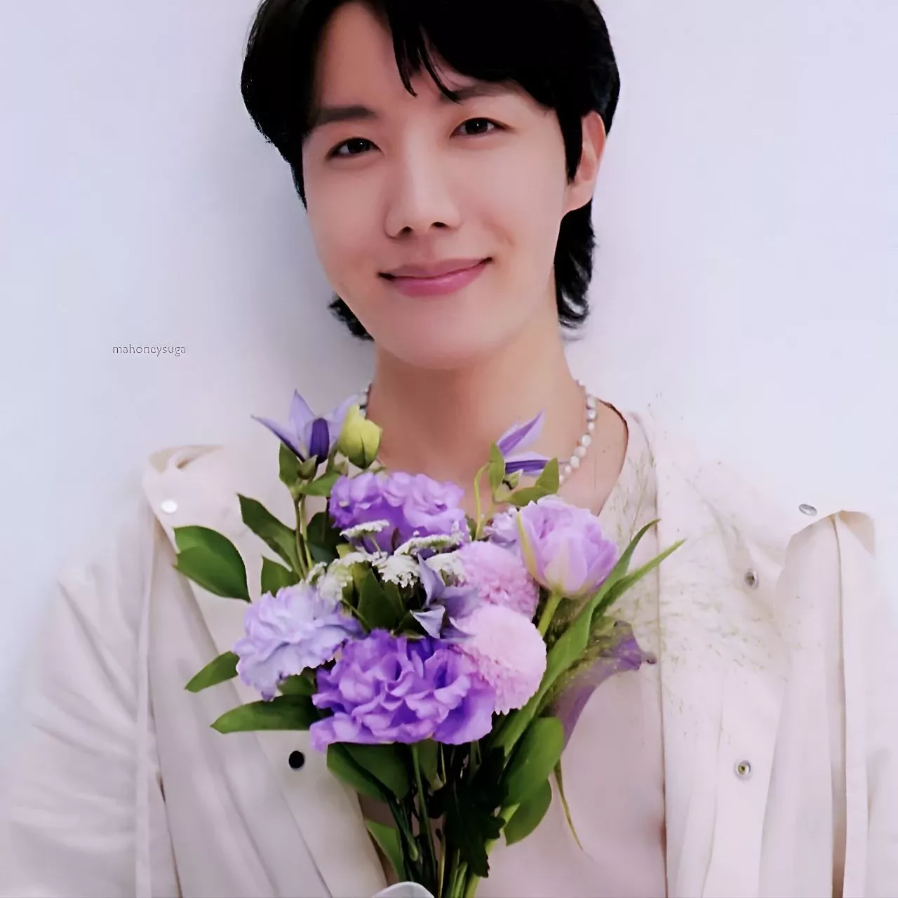 Momen yang diabadikan oleh penggemar j-hope (BTS)