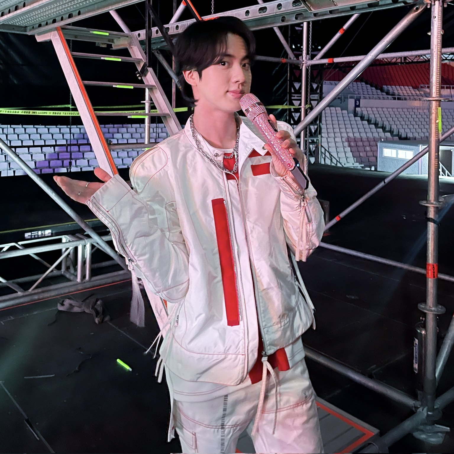 Latest photo of Jin (BTS)