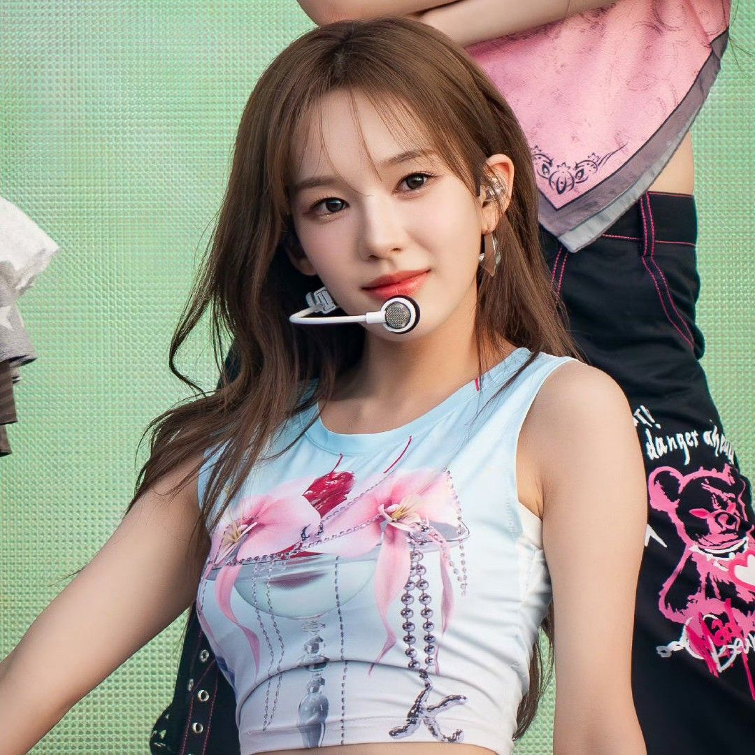 Recent activity shot of izna