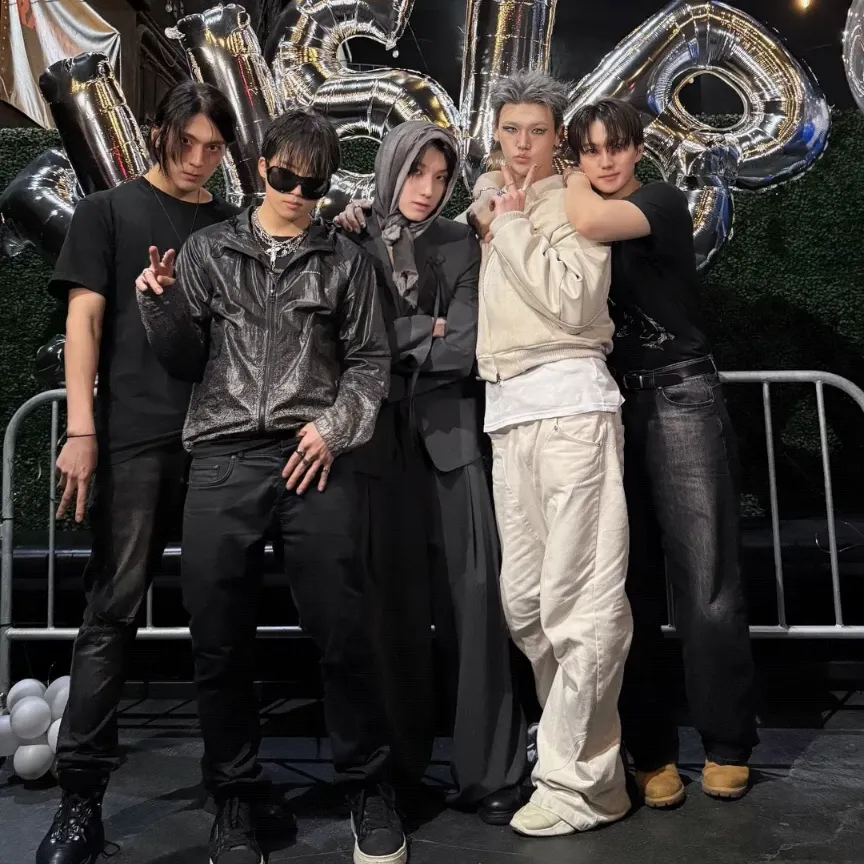 A moment captured by JUST B's fan