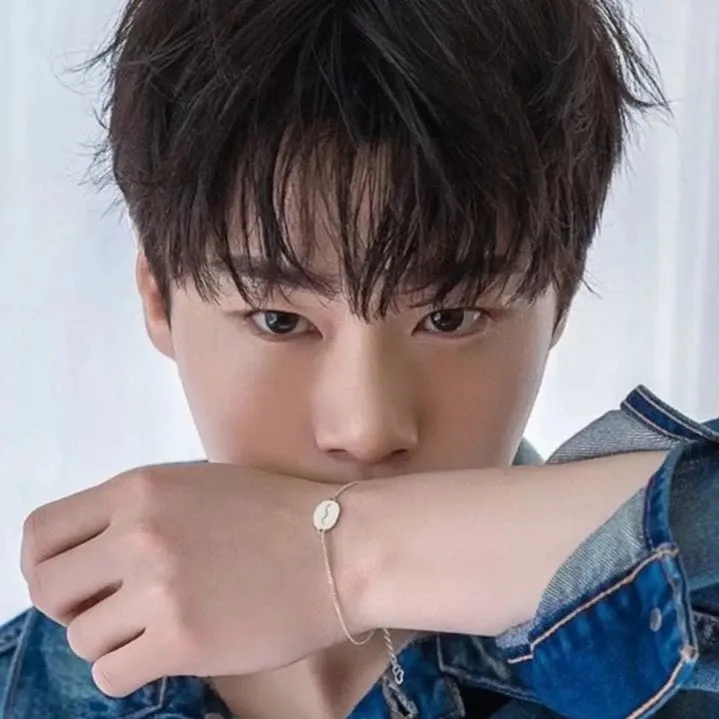 아스트로 최근 활동샷