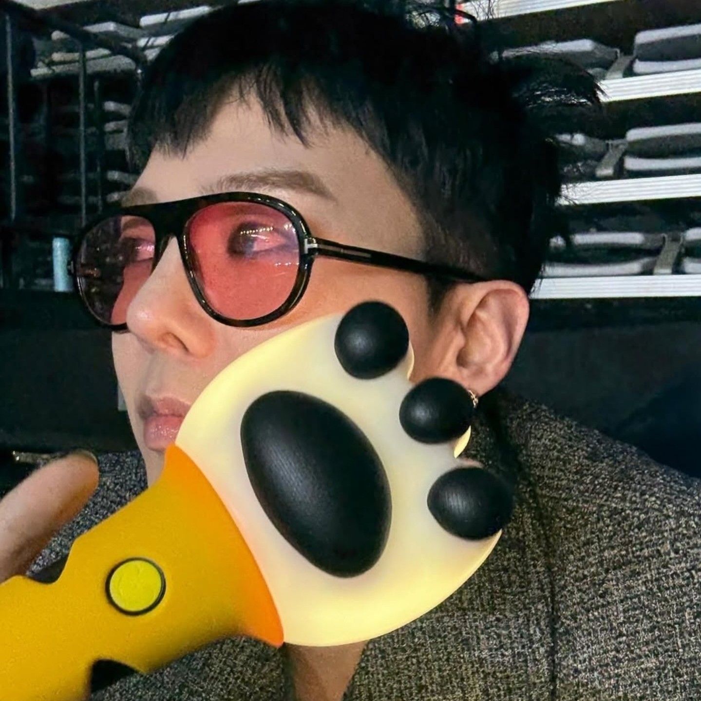 K-pop star post gaining attention now