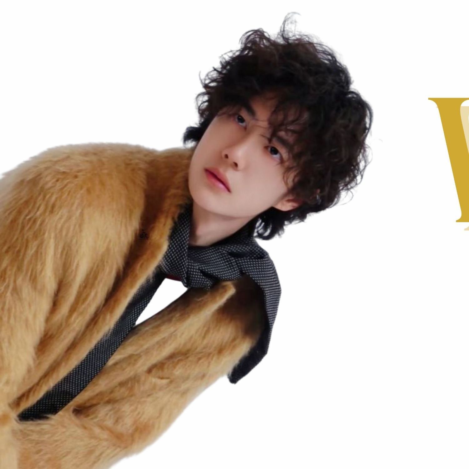 Behind-the-scenes cut of Wang Yibo