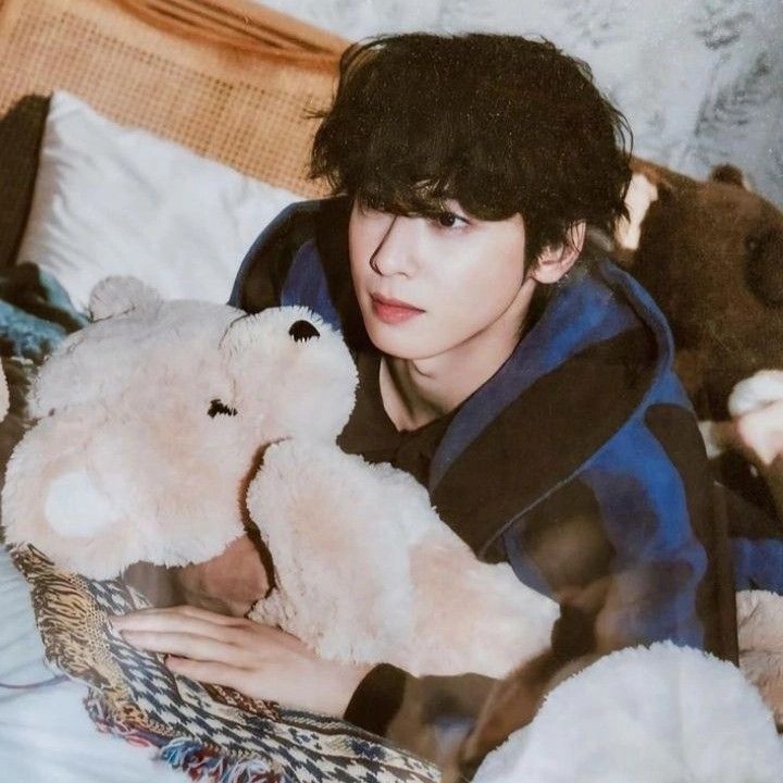 Behind-the-scenes cut of Eunwoo (ASTRO)