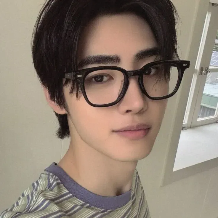 ソンフン (ENHYPEN)の最近の活動写真