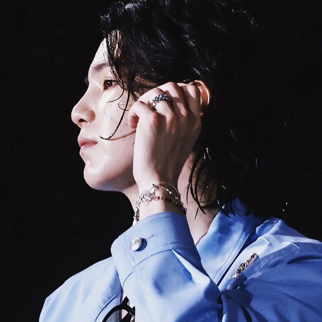 Behind-the-scenes cut of SUGA (BTS)