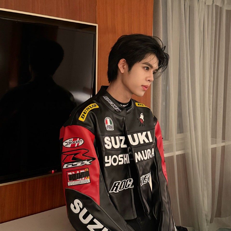 A moment captured by DORN (NexT1DE)'s fan