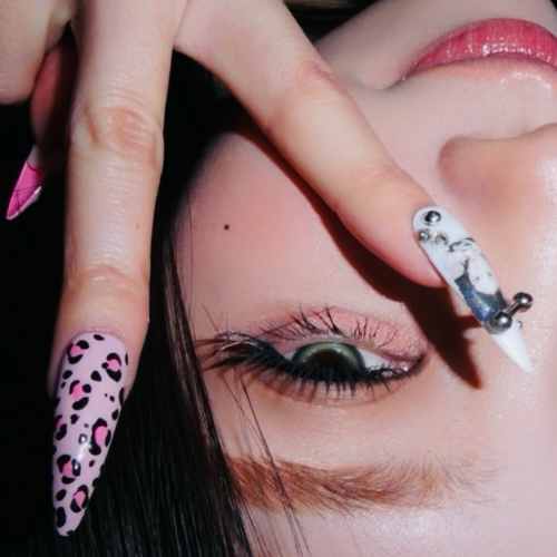 A moment captured by Mayuka (NiziU)'s fan