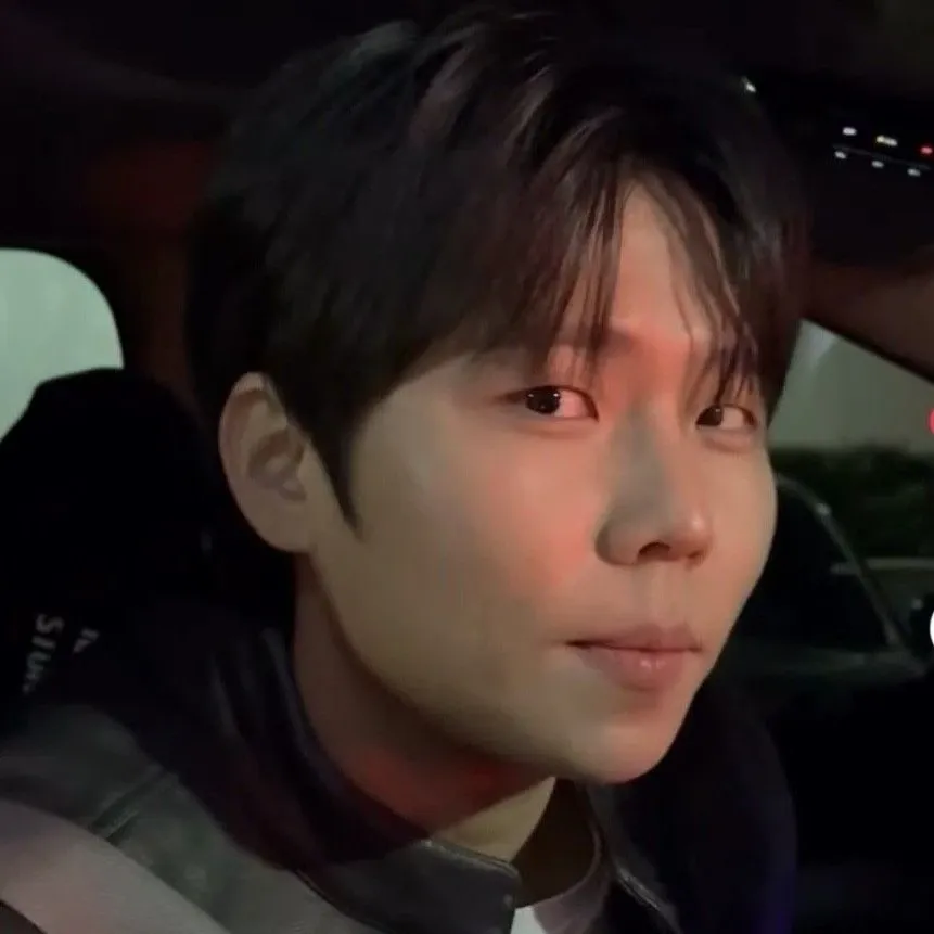 A moment captured by Jung Seunghwan's fan