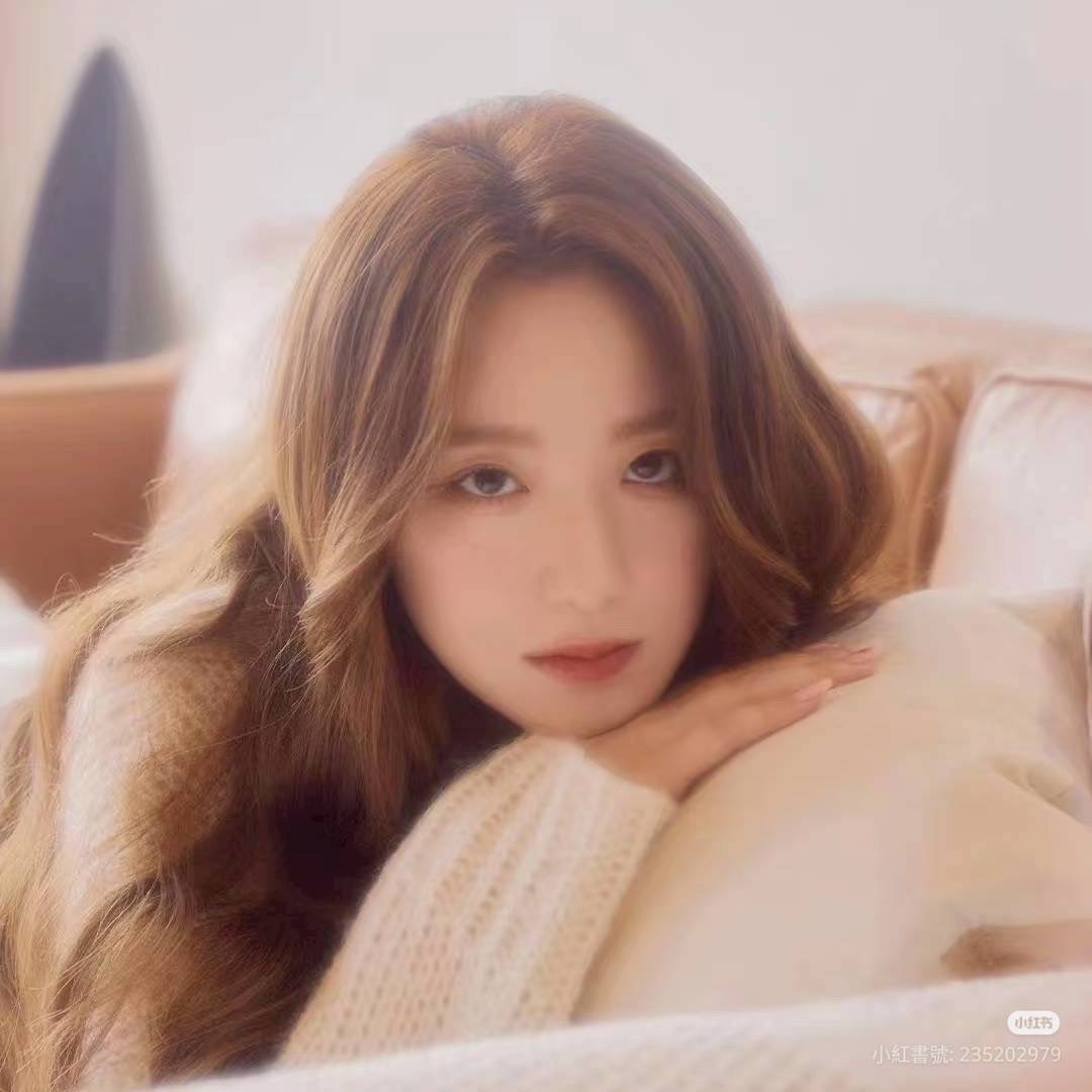 Recent activity shot of Shuhua (i-dle)