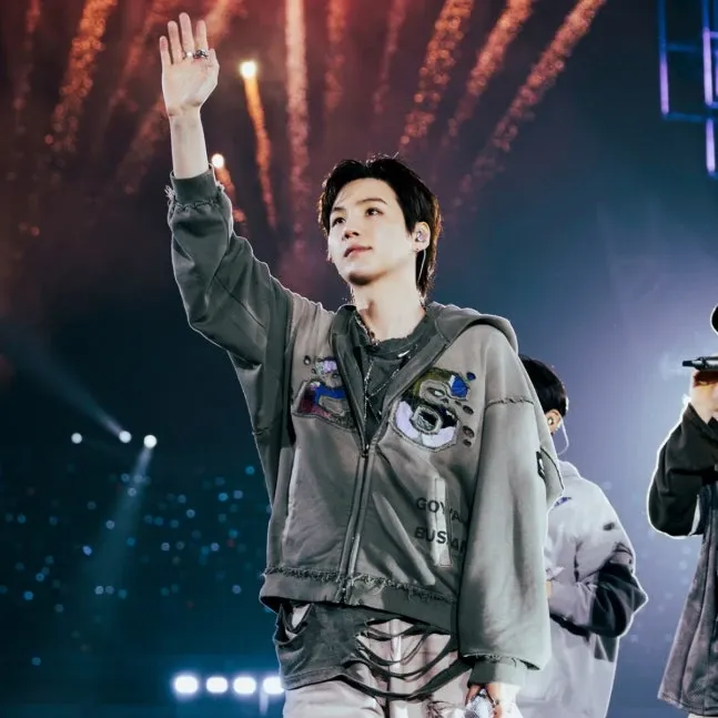 Foto terbaru SUGA (BTS)