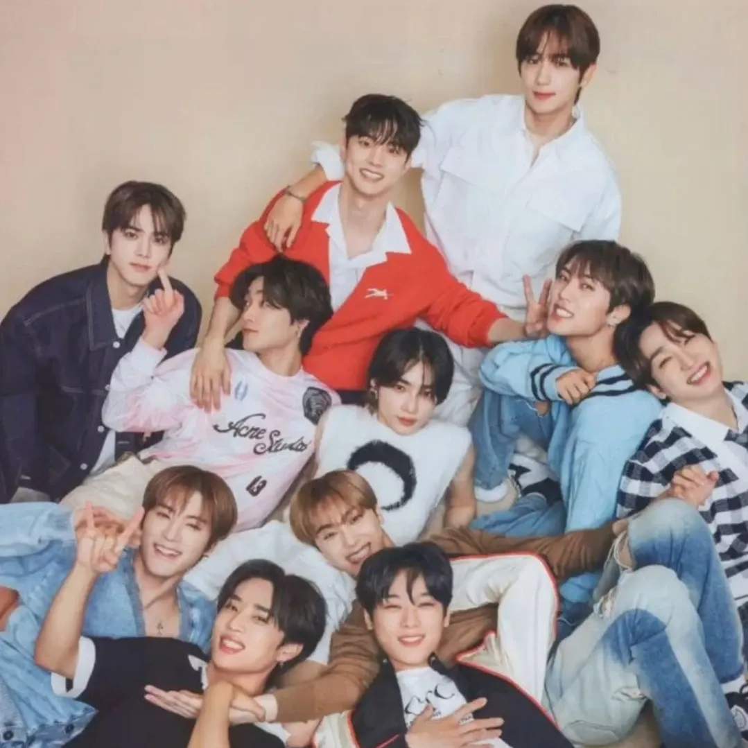 A moment captured by THE BOYZ's fan