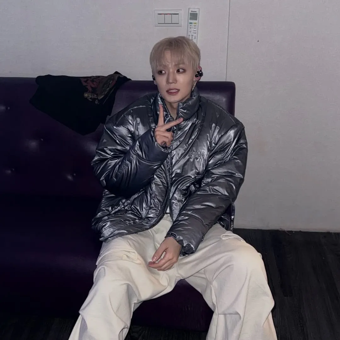 Latest photo of Chan (A.C.E)