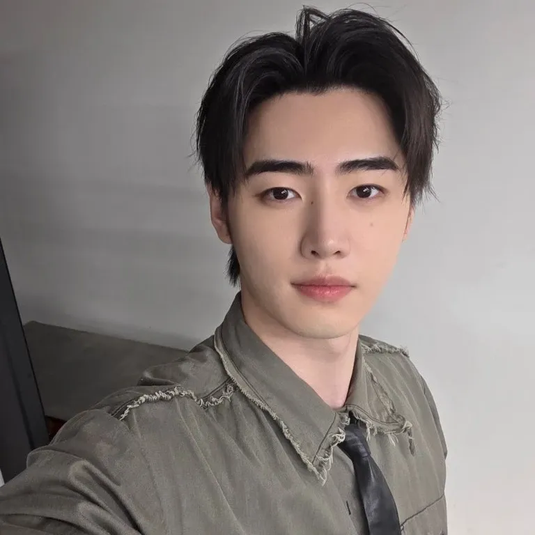 성훈 (ENHYPEN)의 비하인드 컷