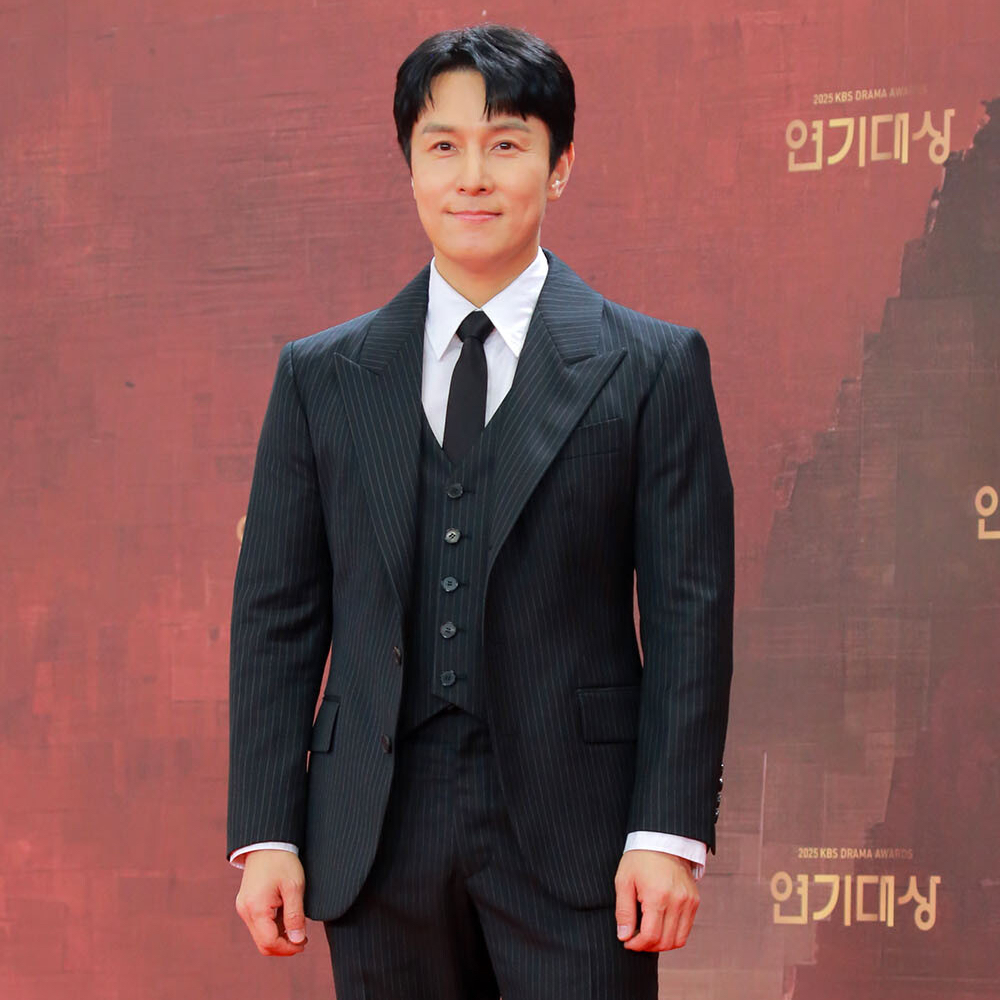 A moment captured by Kim Dongwan (SHINHWA)'s fan