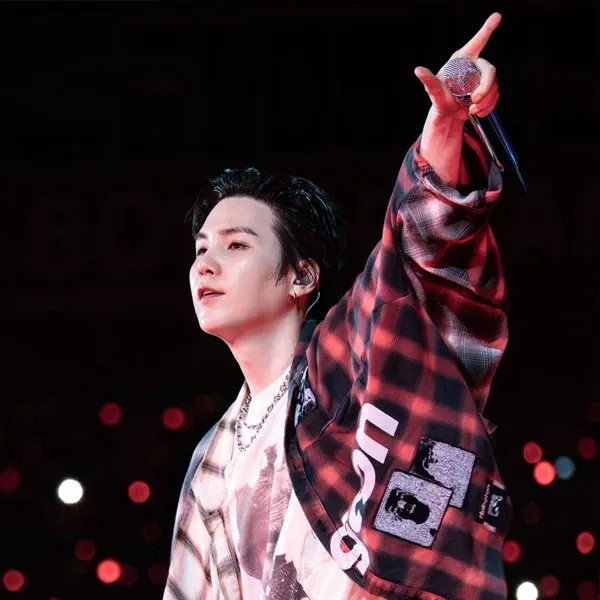 Foto terbaru SUGA (BTS)