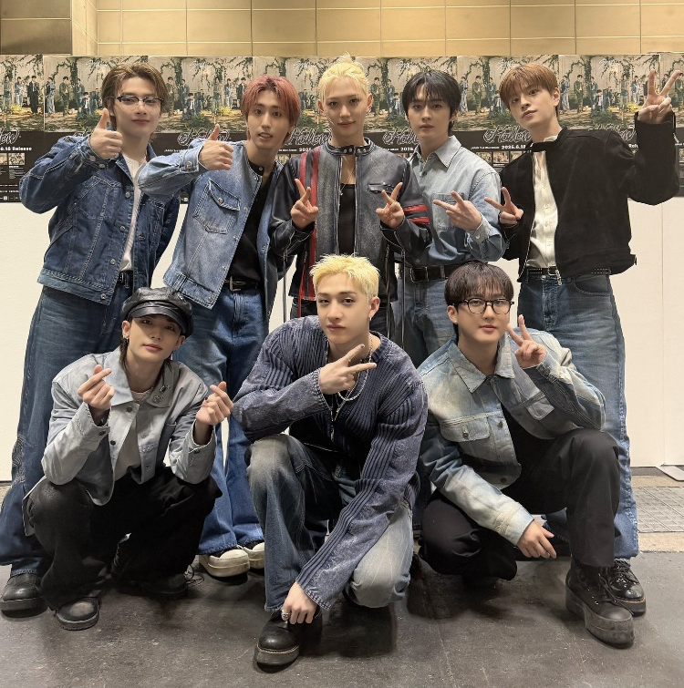 Behind-the-scenes cut of Stray Kids