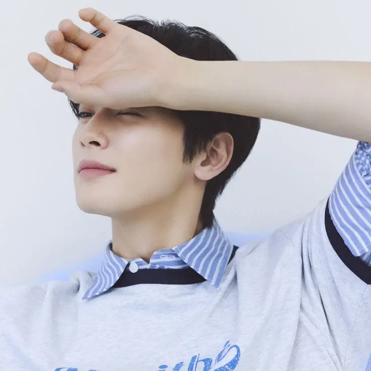 Recent activity shot of Eunwoo (ASTRO)