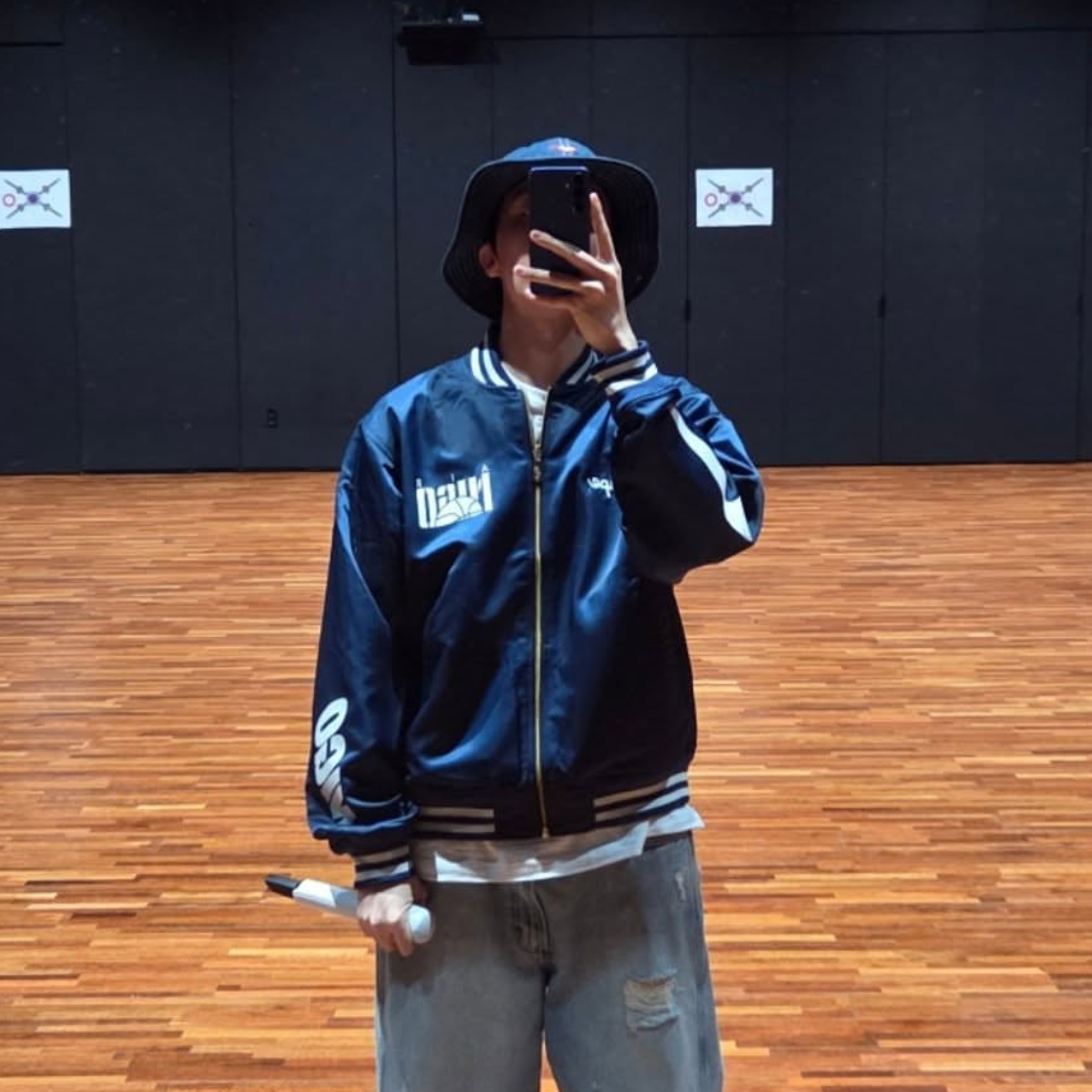 Momen yang diabadikan oleh penggemar j-hope (BTS)