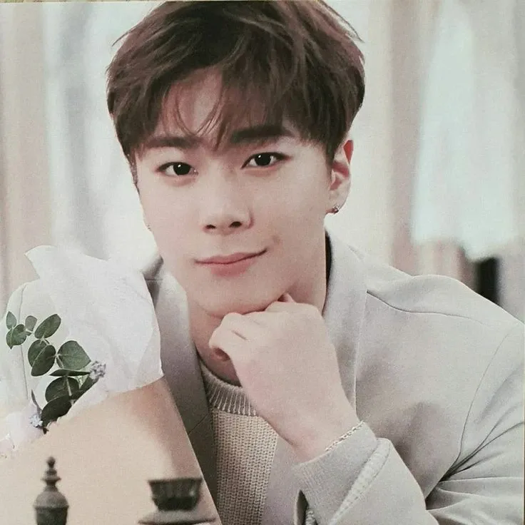 Recent activity shot of Moonbin (ASTRO)