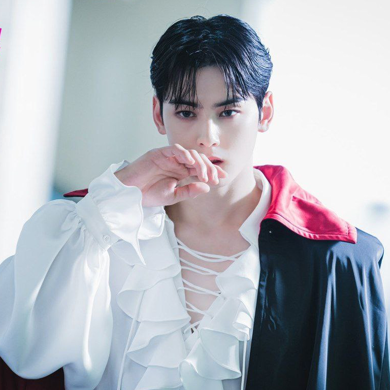 Recent activity shot of Eunwoo (ASTRO)