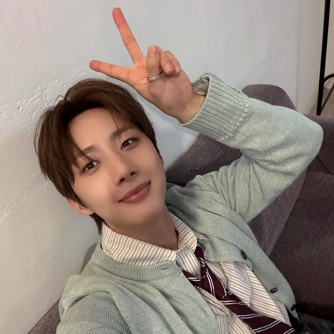 Latest photo of Hui (PENTAGON)