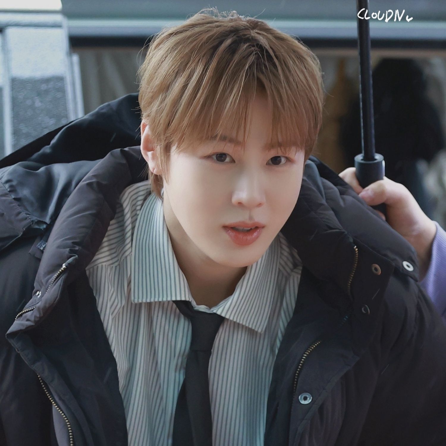 하성운의 비하인드 컷