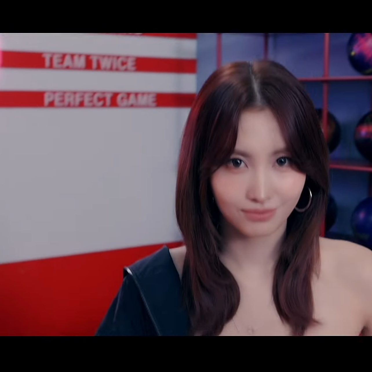 Momen yang diabadikan oleh penggemar Momo (TWICE)