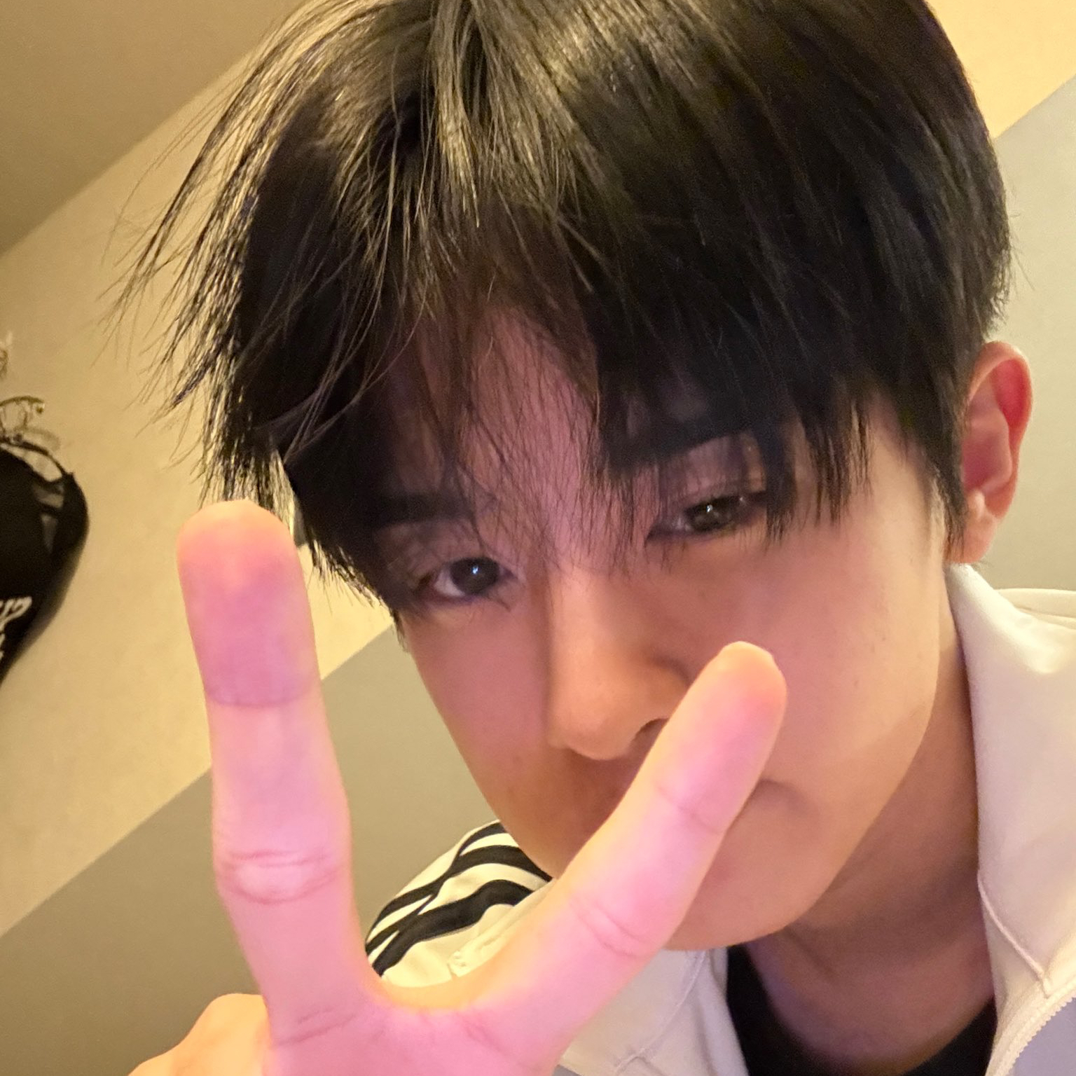 Behind-the-scenes cut of Woono (YOUNITE)