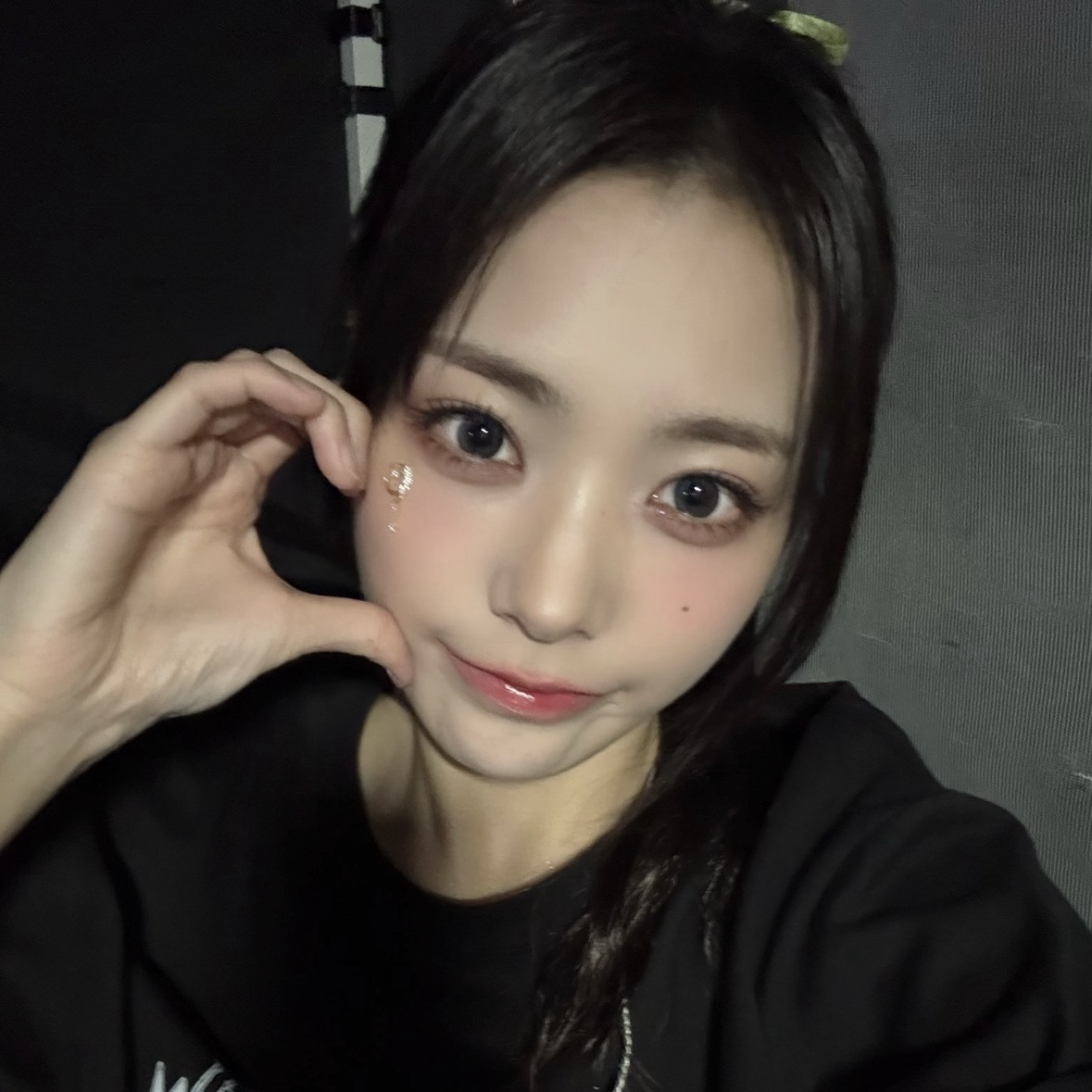 Latest photo of Siyeon (QWER)