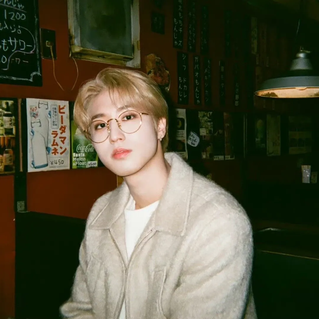 한 (Stray Kids)의 비하인드 컷