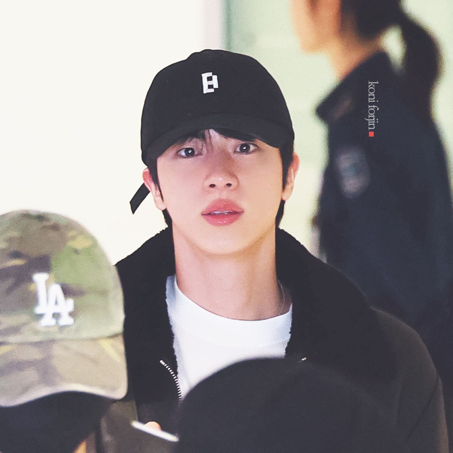 진 (방탄소년단)의 최신 사진