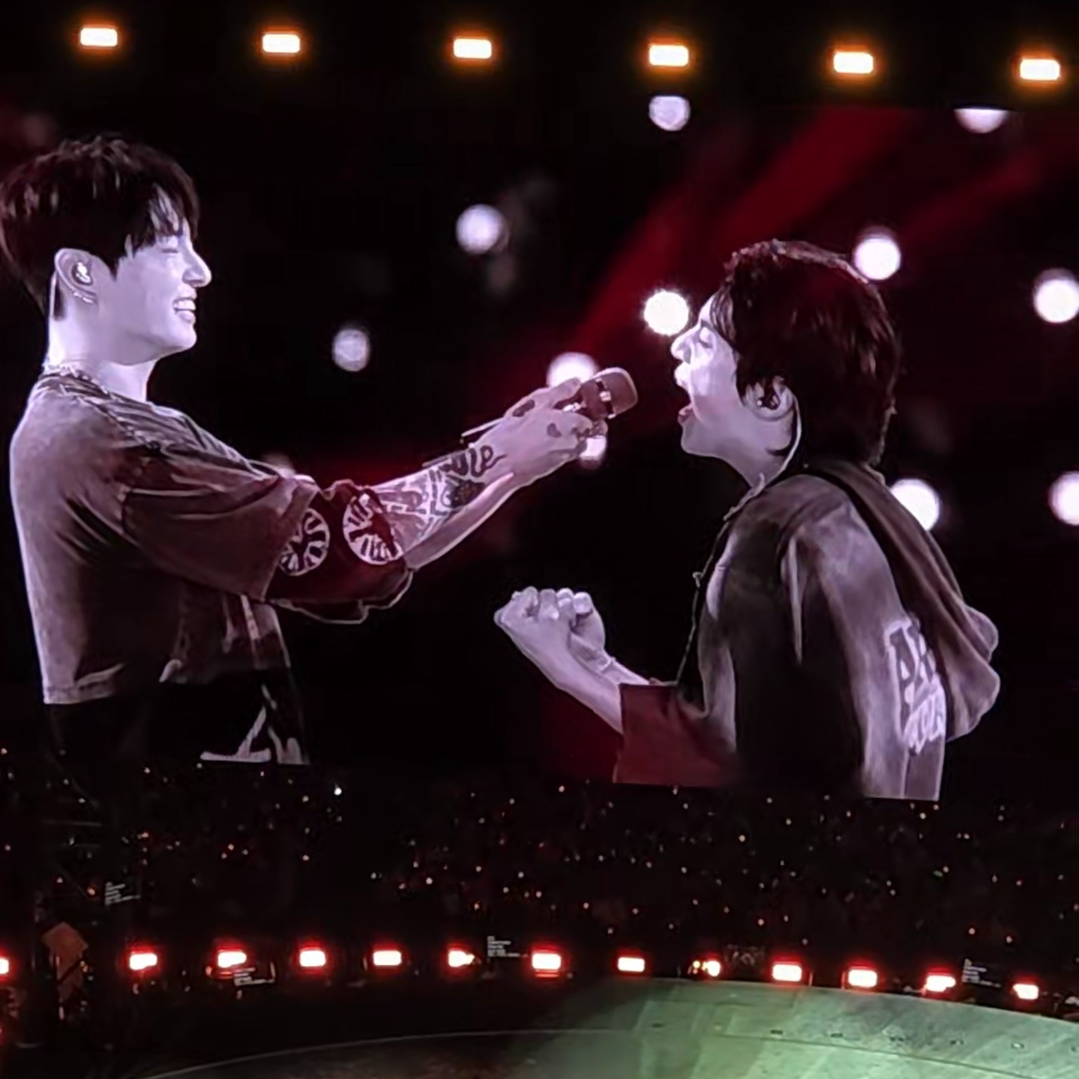 Momen yang diabadikan oleh penggemar Jin (BTS)