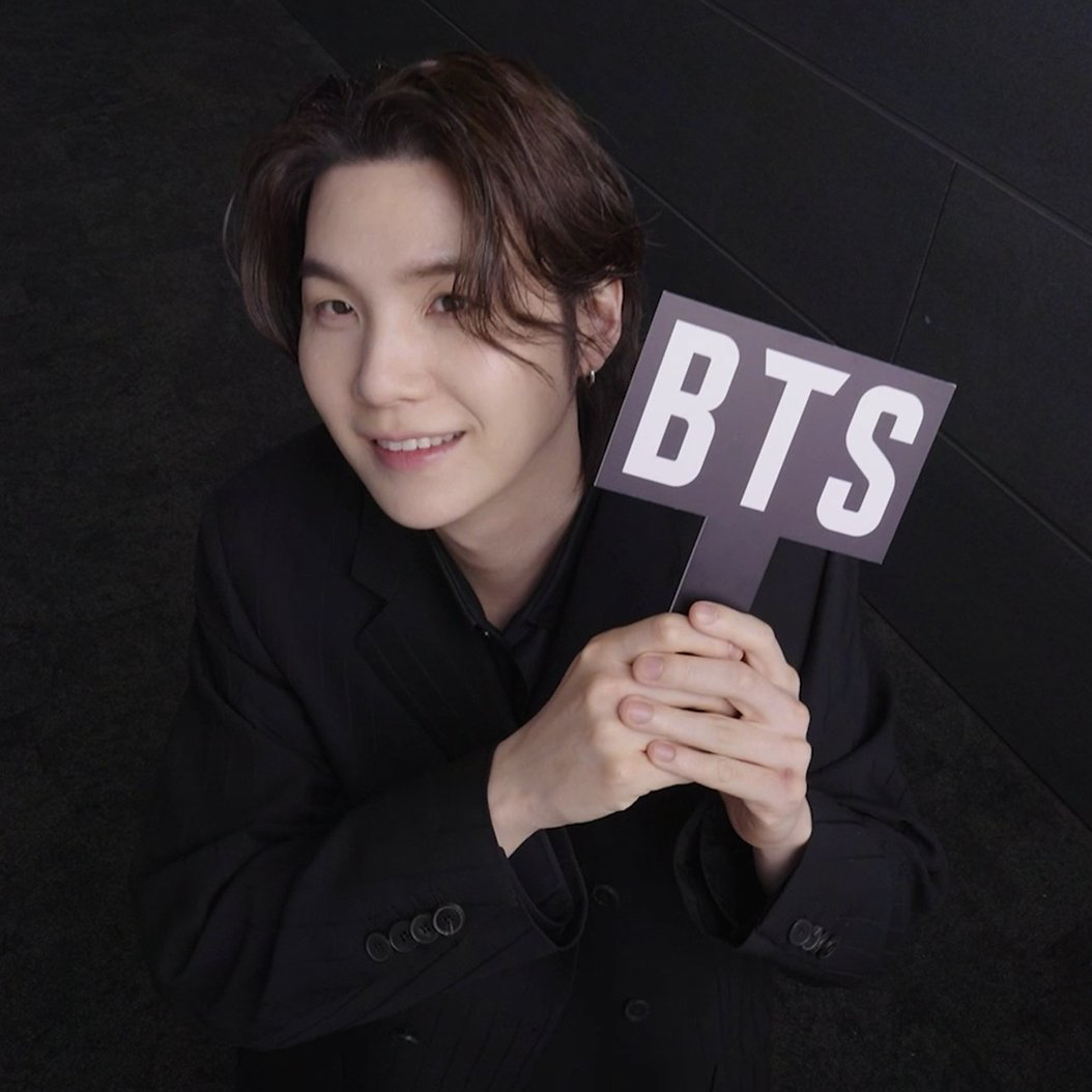 슈가 (방탄소년단)의 최신 사진