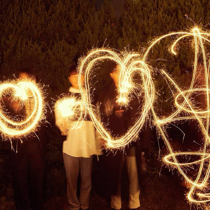 A moment captured by SECHSKIES's fan