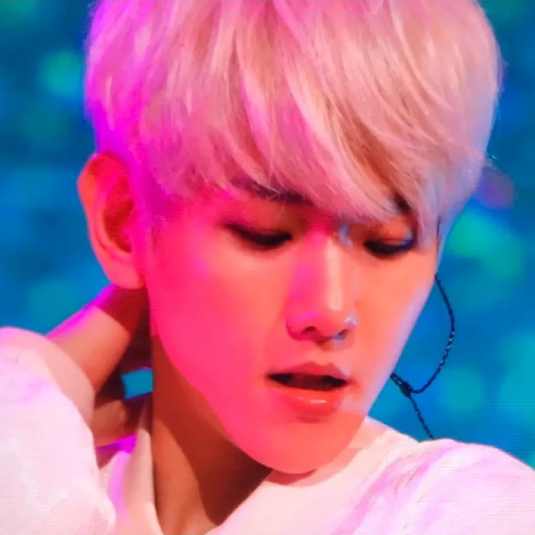 EXO的最新活动照片