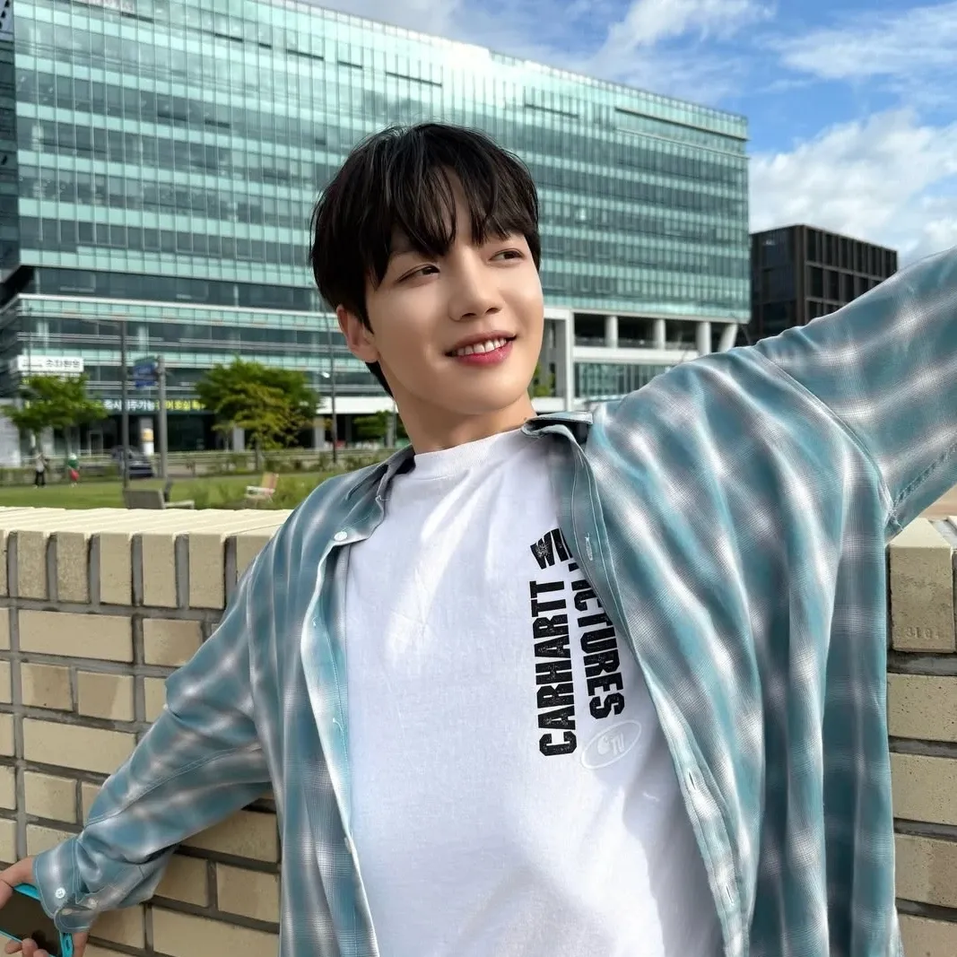 Recent activity shot of Lim Youngmin