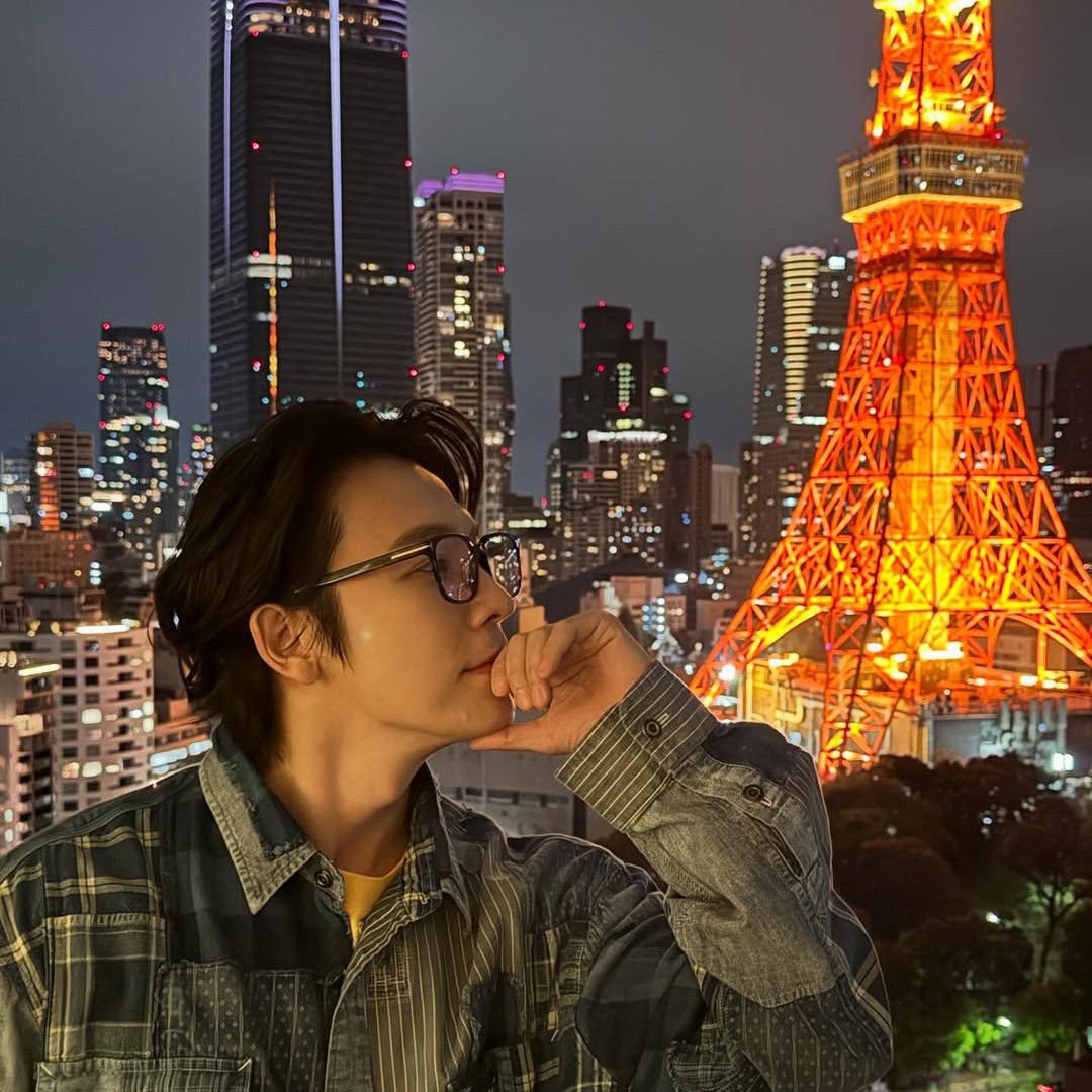 Latest photo of Donghae (Super Junior)