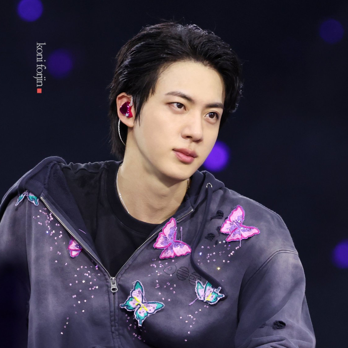 진 (방탄소년단)의 최신 사진